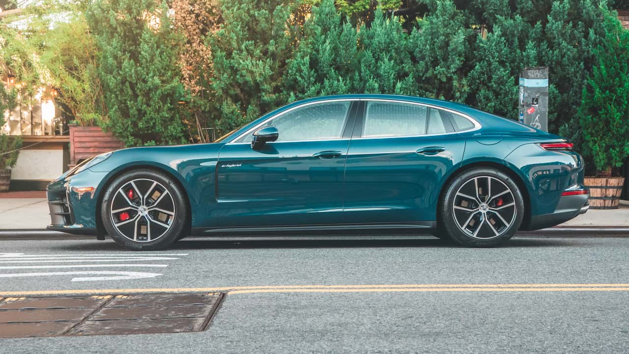 2025 Porsche Panamera 4S E-Hybrid Review